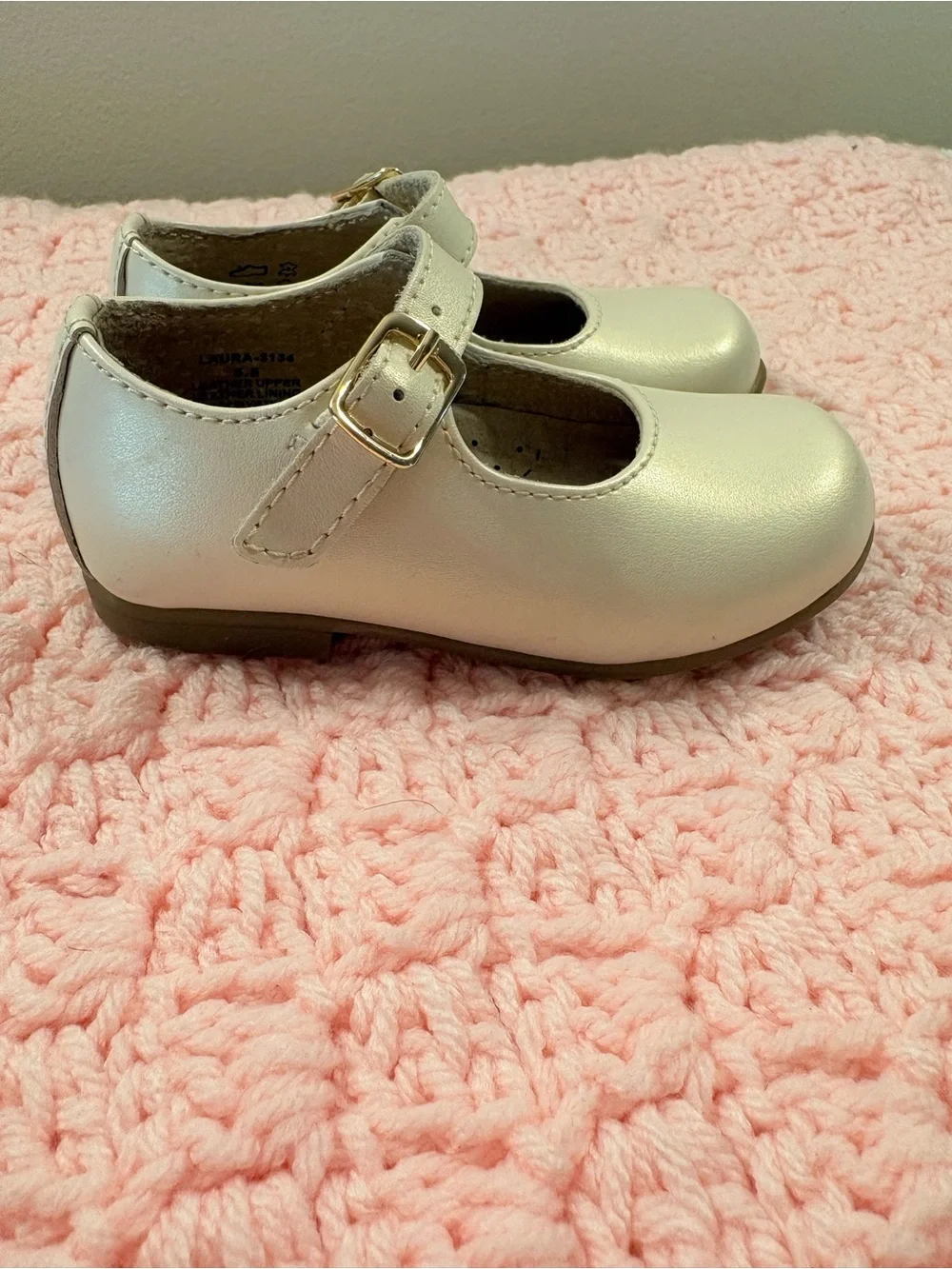 Footmates “Laura” Mary Jane Dress Shoes in Pearl White (heirloom color)
